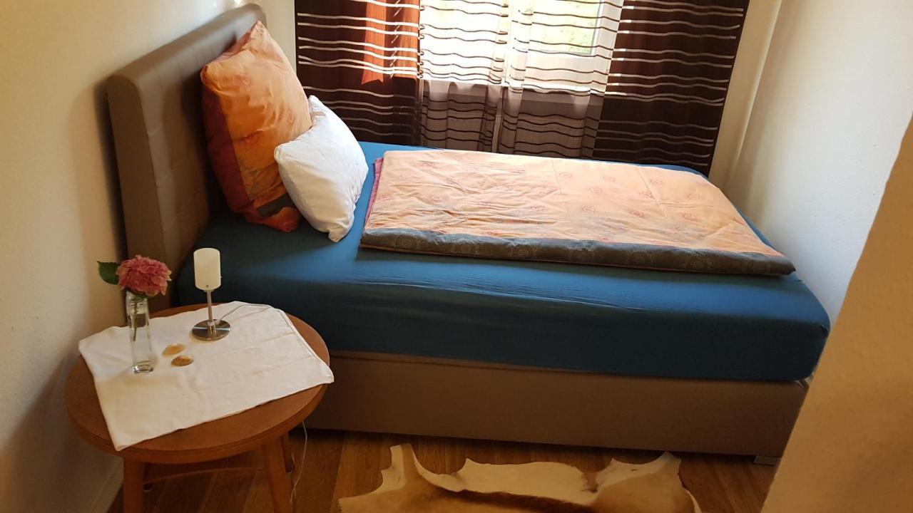 Stadtnahe Wohnung Mit Kl.Balkon Und Parkplatz أولدنبورغ المظهر الخارجي الصورة